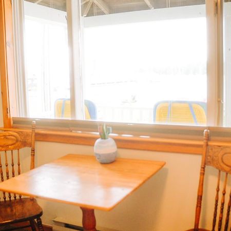 The Water'S Edge Inn & Gallery Baddeck Inlet エクステリア 写真