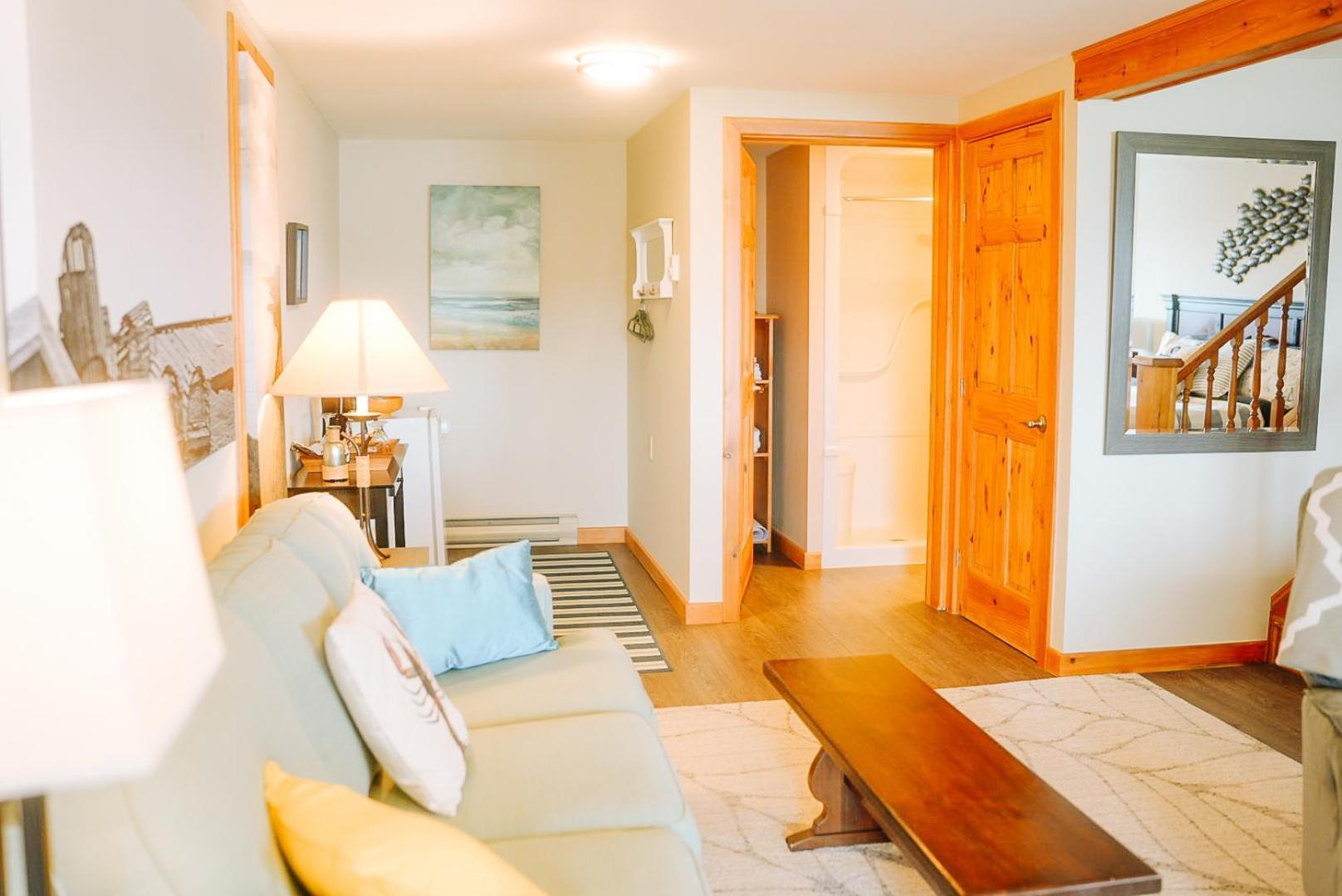 The Water'S Edge Inn & Gallery Baddeck Inlet エクステリア 写真