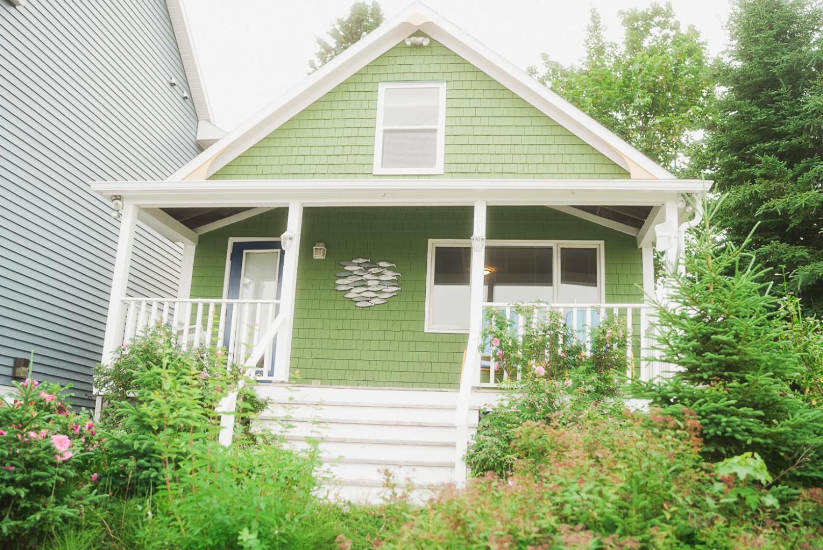 The Water'S Edge Inn & Gallery Baddeck Inlet エクステリア 写真